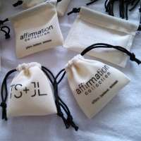 custom off-white jewelry bags with logo printed beige velvet jewelry drawstring pouches wholesale